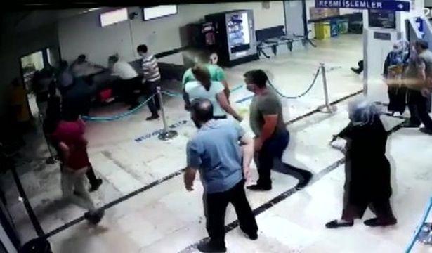 Hasta yakınları tarafından darp edilen sağlık çalışanı, 10 gün iş göremez raporu aldı