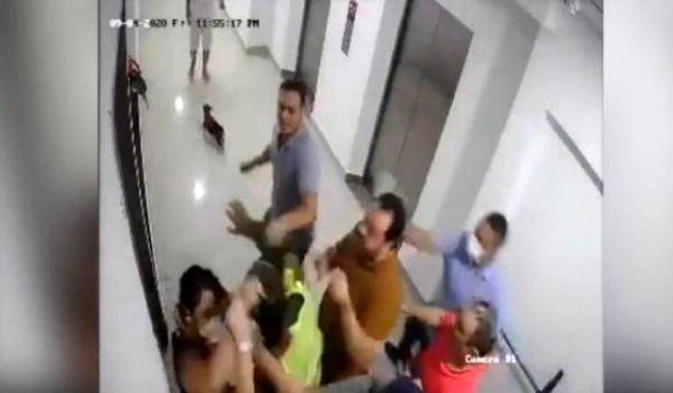 Parti yapan komşularını uyaran doktor darbedildi