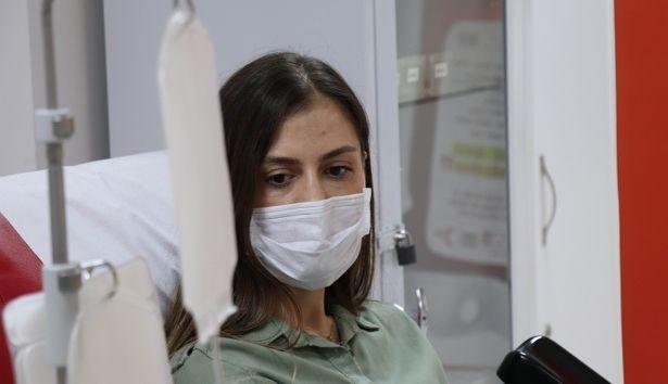 Genç doktor koronayı yenip plazma bağışçısı oldu