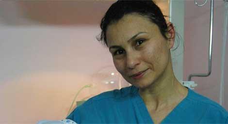 Otomobilin çarptığı hemşire hayatını kaybetti