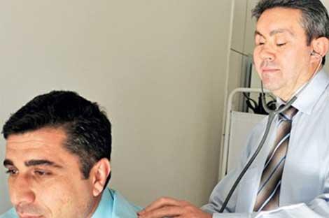 Türkiye’nin görme engelli tek doktoru