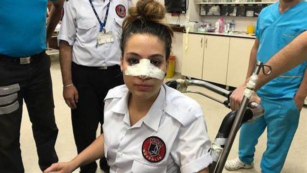 Hastane güvenliğine pet şişeli saldırı
