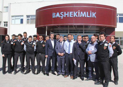 15 kişi gelip hastaneyi bastılar!