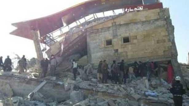 İdlib ve Azez'de 2 hastane vuruldu: En az 19 ölü