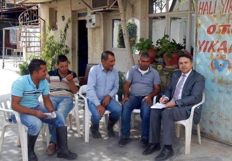 Genel sekreter, kahvehaneleri geziyor