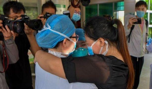 Koronavirüsten kurtulanlar anlatıyor: Nefes alabildiğim için dua ediyorum
