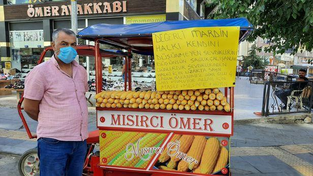 Mardinli mısırcıdan Sağlık Bakanı ve sağlık çalışanlarına destek