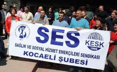 Hasta yakınları doktorun omuzunu çıkardı