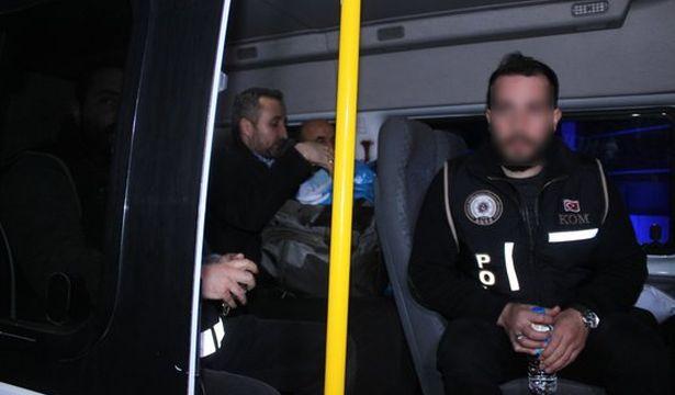 FETÖ elebaşının videosunu izlerken yakalanan doktorlar tutuklandı