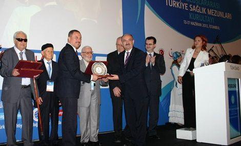 'Sağlıkta global aktör olmanın fırsatlarını oluşturmalıyız'