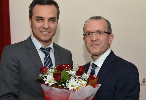 Sınıf arkadaşına sağlık müdürlüğü görevini devretti!