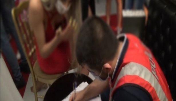 Koronavirüsü hiçe sayarak teknede parti yapanlara 154 bin 350 TL ceza