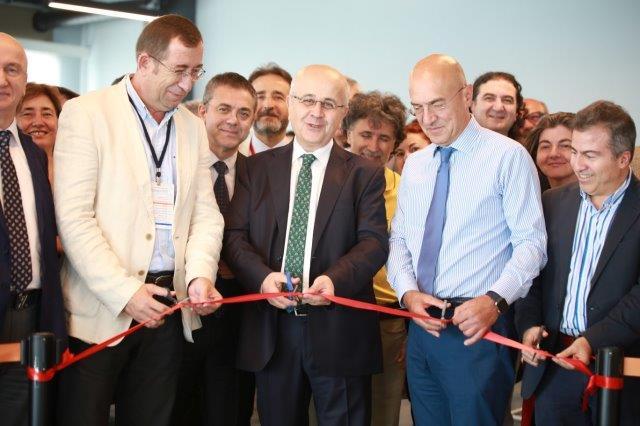 Oftalmoloji hekimlerine 'Beceri Aktarım Laboratuvarı'