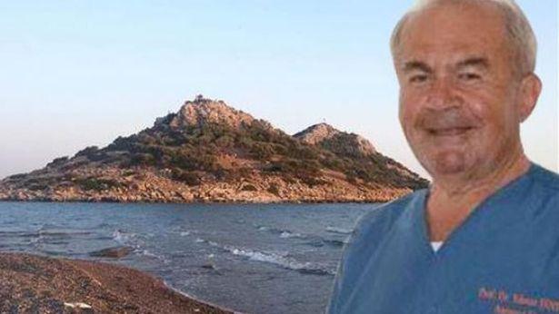Profesör denizde ölü bulundu