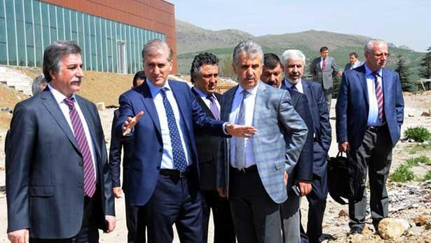Türkiye'nin en kapsamlı kök hücre araştırma merkezi Ankara'da açılacak