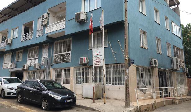 Rapor isteyen hasta ASM'de dehşet yaşattı: Kalp pili olan hekim hastaneye kaldırıldı