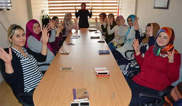 ‘112 Dinlemede’ projesinde, İşaret dili eğitimleri başladı
