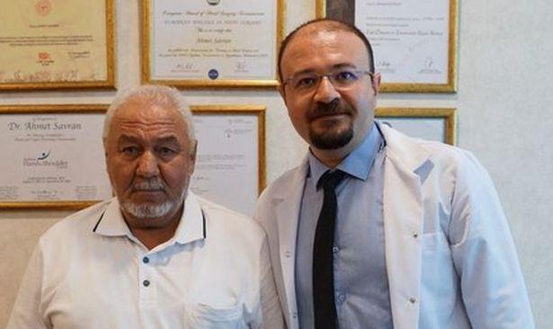 Doktor babası: 'Evladım benim parmağımı kesilmekten kurtardı...İyi ki doktor olmuş'