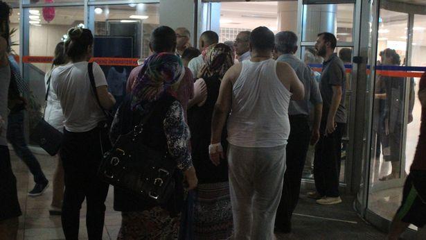 Akdeniz Üniversitesi Hastanesinde yangın çıktı