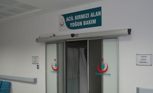 Zarfı açınca rahatsızlandılar... Karantinaya alındı