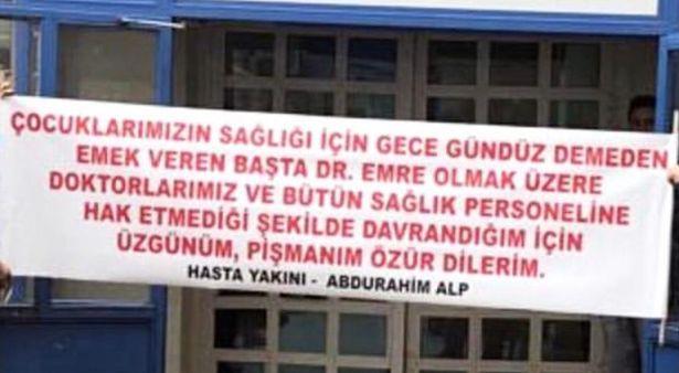 Sağlık çalışanından özür dilemek için pankart açtı: 'Üzgünüm, pişmanım, özür dilerim' 