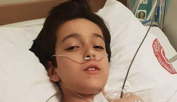 Tabancadan çıkan kurşunla yaralanan çocuğa ilk müdahale doktor babasından geldi