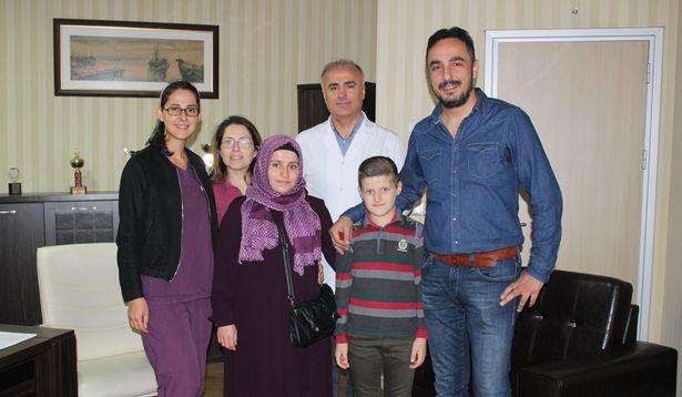 Dokuz yaşındaki hasta başarılı ameliyatı sonrası doktorlara teşekkür mektubu yazdı 