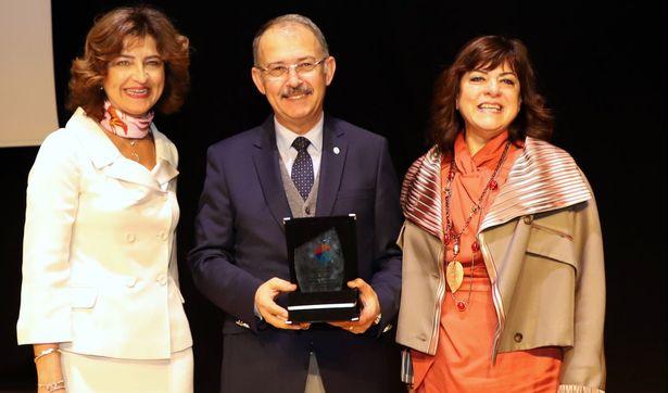 10. Uluslararası Katılımlı Spor Fizyoterapistleri Kongresi başladı