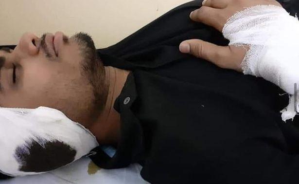 Fotoğraf Hindistan'dan! İki doktora stetoskopla saldırdılar!