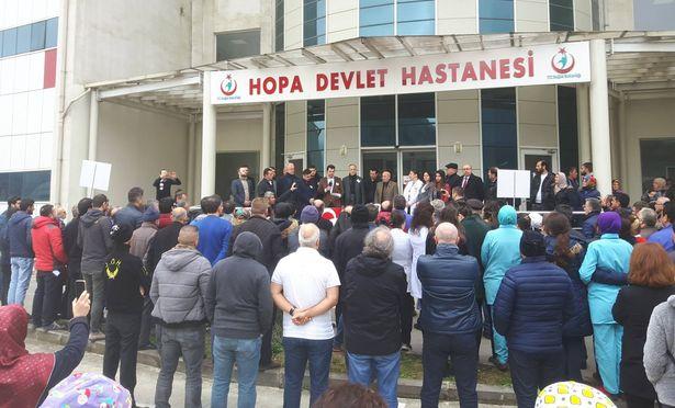 Artvin'de Genel Cerrahi Uzmanını iki hasta yakını darbetti: 'Ölüm tehdidi savurdular' 