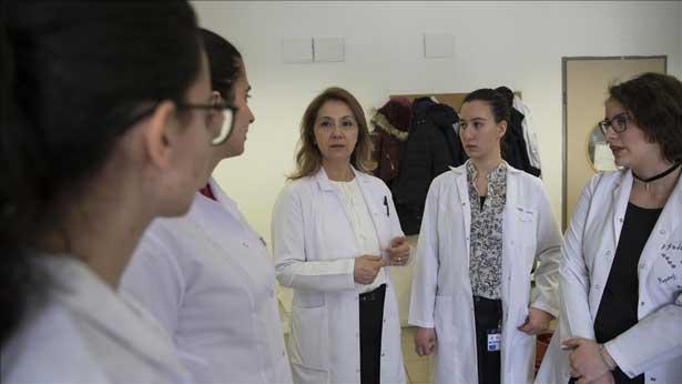 Bilkentli öğrenciler kansere neden olan genleri araştırıyor