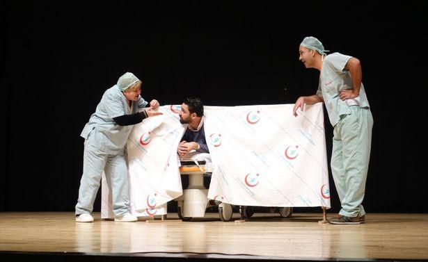 Hekimler hastaneden çıktı: 'Yaşama dokunmak istedik'