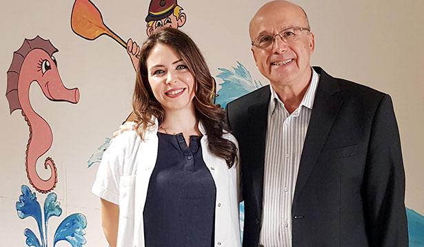 Ameliyatını yapan cerrahla 20 yıl sonra Kongrede meslektaşı olarak karşılaştı