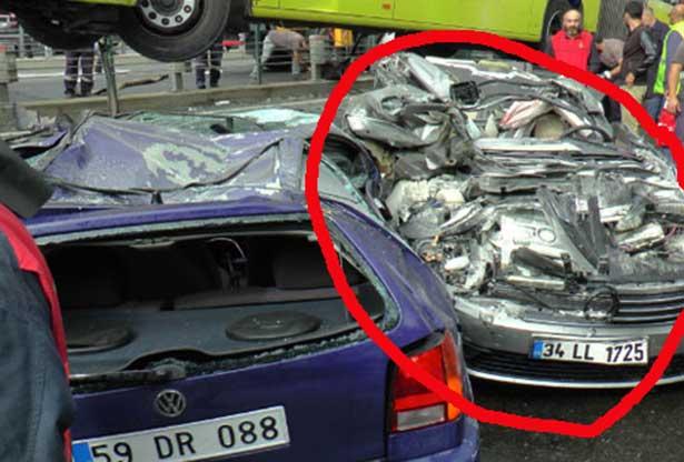 Metrobüs kazasında doktorun mucize kurtuluşu: Siri ile eşimi aradım!