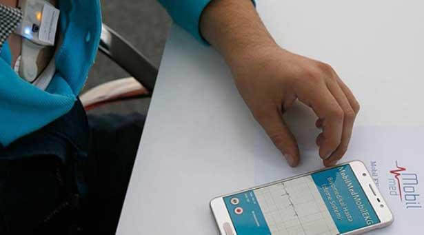 Babasının vefatı sonrası kalp için mobil teknoloji geliştirdi