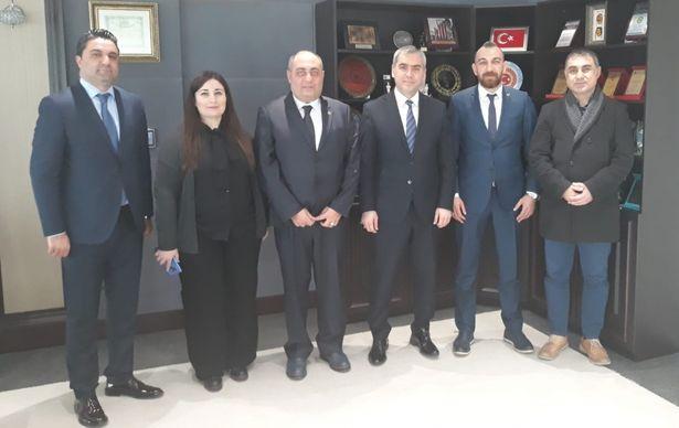 Mümessil Dayanışma Derneği, Bakanlıkla hastane ziyaret saatlerini görüştü