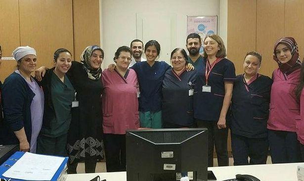 46 yıllık ebeye hüzünlü veda: 'Yine dünyaya gelsem yine ebe olurum'