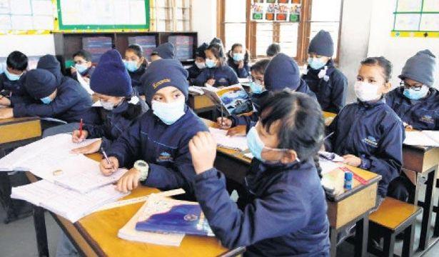 Sağlık Bakanlığı okullarda alınması gereken Kovid-19 önlemlerini belirledi