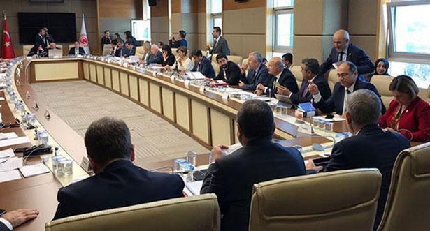 Sağlık Komisyonu'nda  4 madde tekliften çıkarıldı! İşte o maddeler!