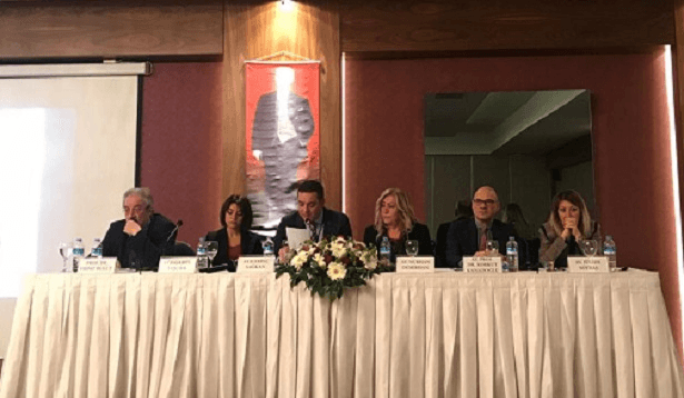 Soner Yalçın’ın kitabında çocuk aşılarını tartışmaya açması çok vahim!