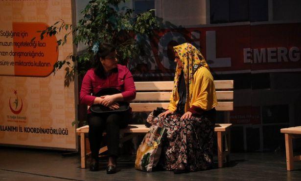 Sağlık çalışanlarından akılcı ilaç kullanımına farkındalık: Tabiplerde İlaç Yoktur Yarama 