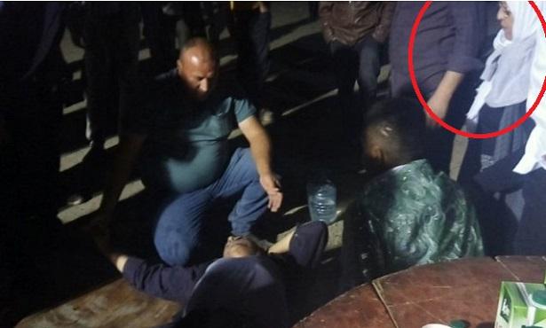 Emekli hemşire Songül Nine'den rahatsızlanan hastaya ilk müdahale