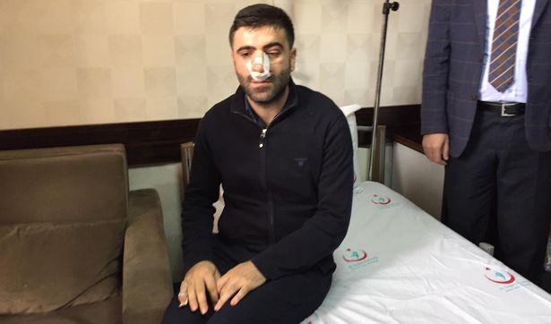 Göz doktoru eşini almaya gittiği sağlık merkezinde darbedildi: 3 gözaltı 