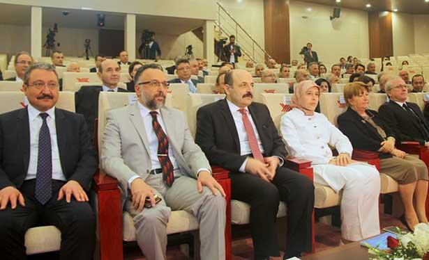 YÖK Başkanı: 100 Tıp Fakültesi var, bunlardan 84'ü aktif
