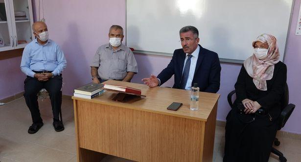 Doktor babası müftü: Aşı olmak Allah'ın emri
