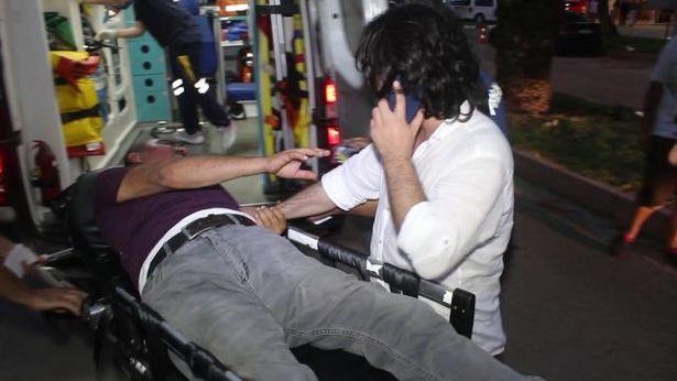 Kalbi duran adam, oradan geçmekte olan doktorun ilk müdahalesi ile yaşama tutundu