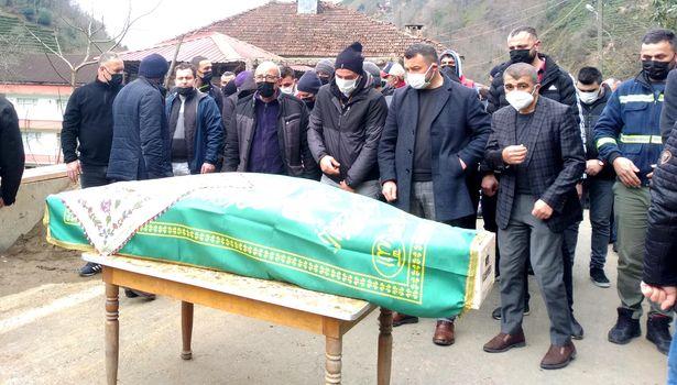 Rize'de aynı aileden 9 kişi koronavirüsten hayatını kaybetti!