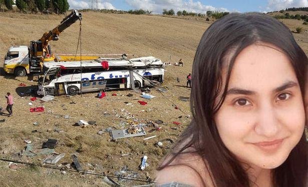 Genç doktor adayı trafik kazasında hayatını kaybetti