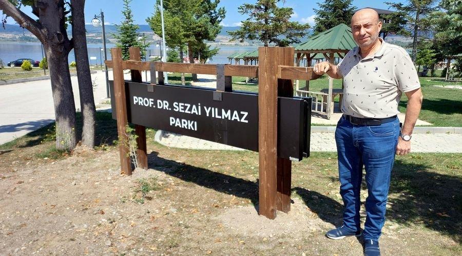 Belediye başkanı, karaciğer naklini gerçekleştiren doktorun adını parka verdi