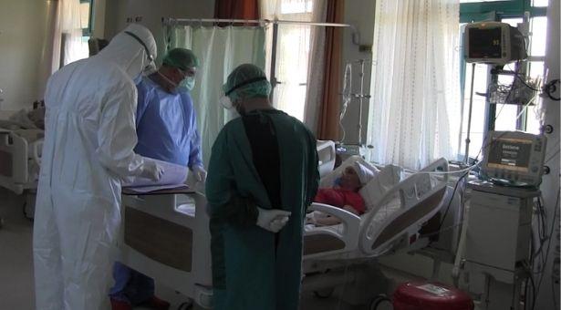 Çin aşısı uygulanan iki sağlık çalışanında COVID-19'a karşı antikor oluştu